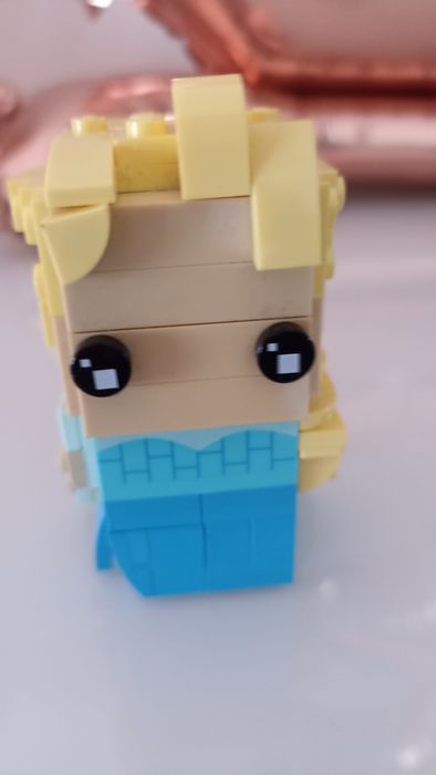 Boneco Lego da Elsa Frozen