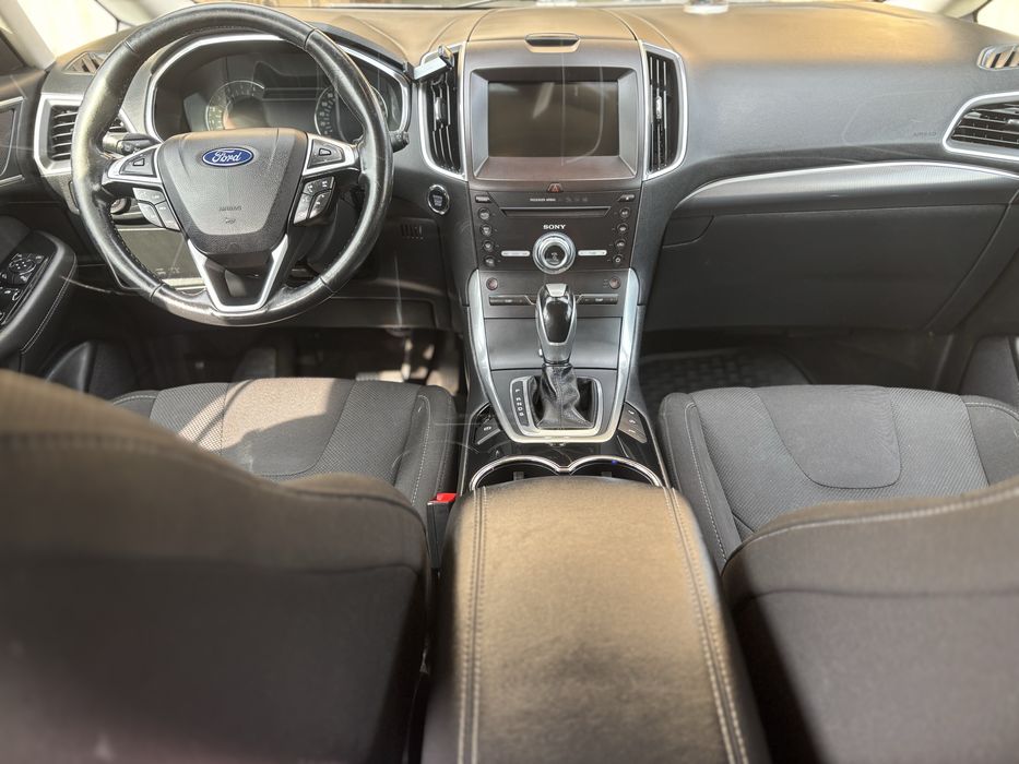 Ford S-max 2017, rodzinny SUV
