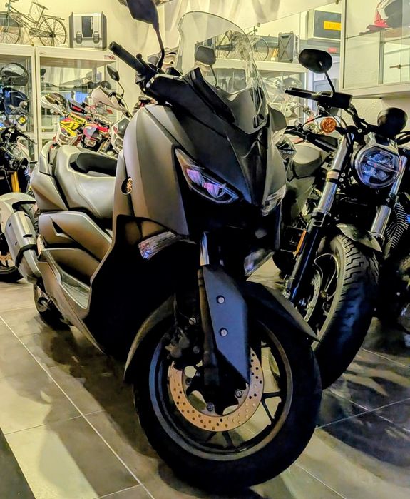 Yamaha XMax 300.