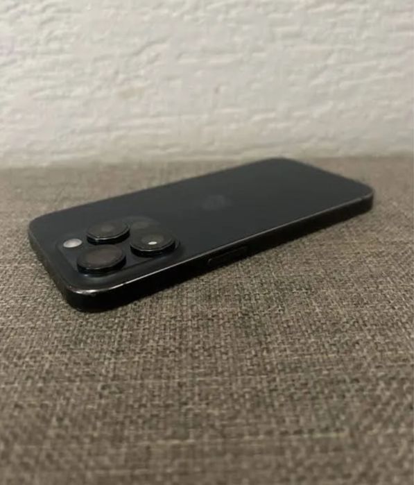 Iphone 15 pro 128gb, 93% bateria