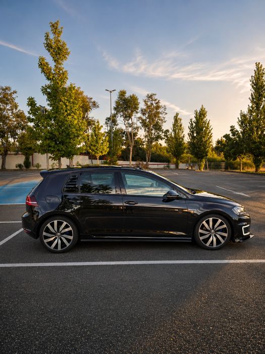 Volkswagen Golf — fotografia 4