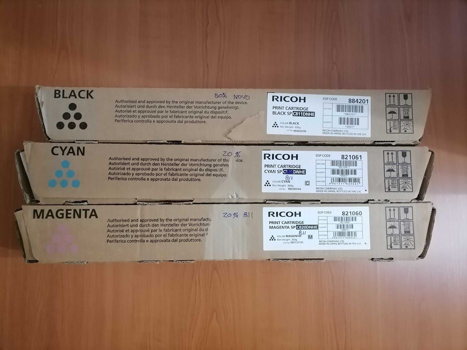 Toners originais Ricoh aficio spc 811 dn