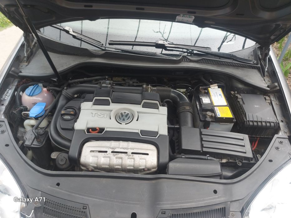 Продам Фольцваген Гольф 2008г. универсал.1.4tsi мех/обмен на гольф 2015-2018 год