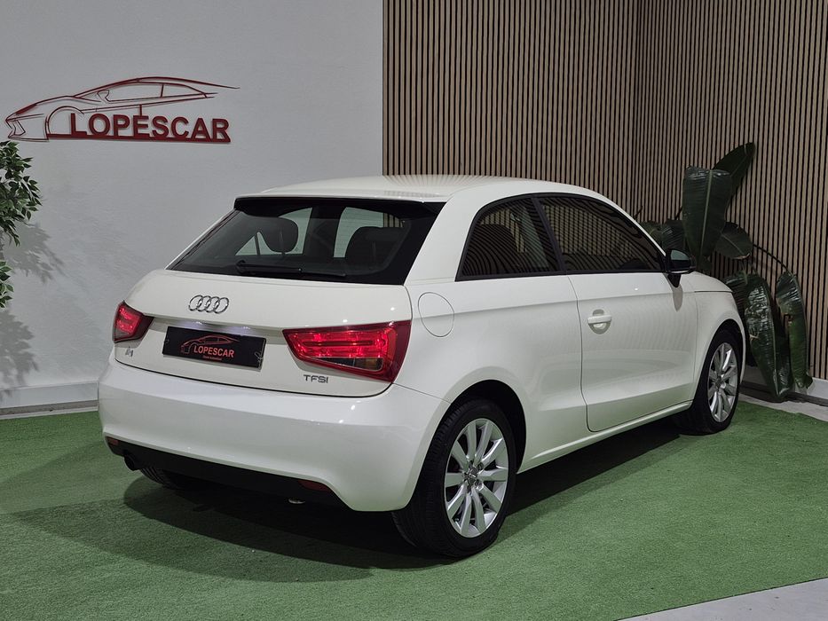 Audi A1 1.2 TFSI - 60.000KM | GARANTIA | NACIONAL foto 2