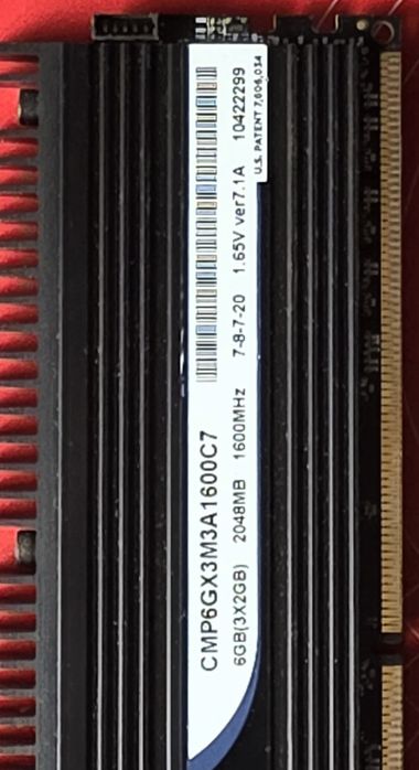 Kit 6GB (3x2GB) Corsair Dominator DDR3 1600MHz CL7