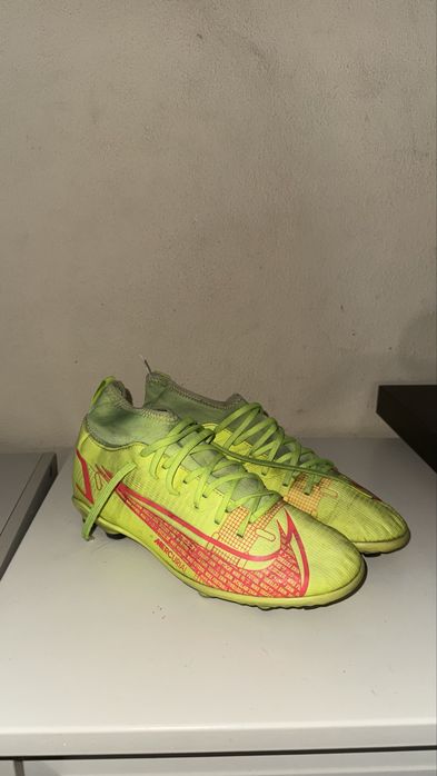 Chuteiras.  Nike