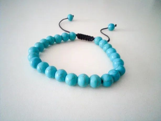 Pulseira de pedras naturais em cor azul