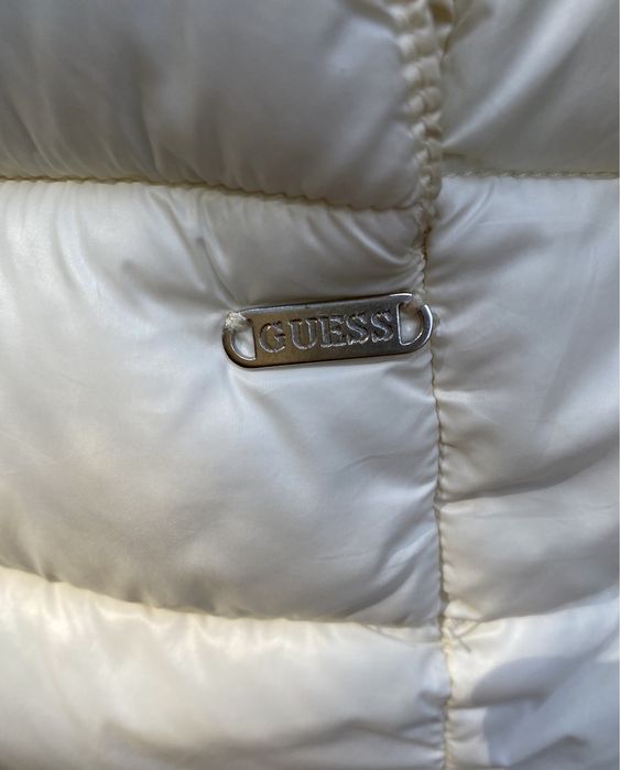 Guess Lekka Kurtka puchowa M/38
