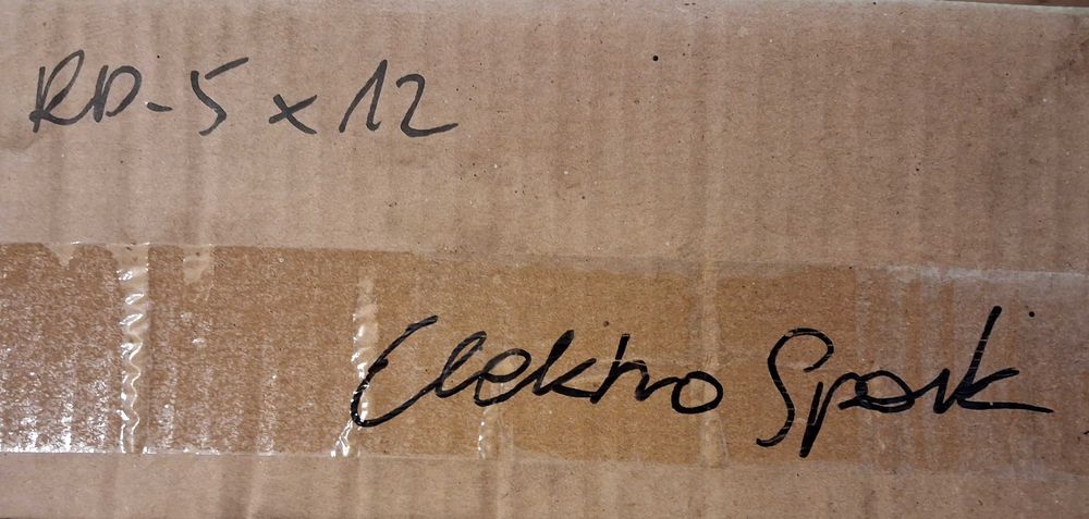 Rozdzielnice elektryczne podtynkowe 5x12 karwasz - 2 szt