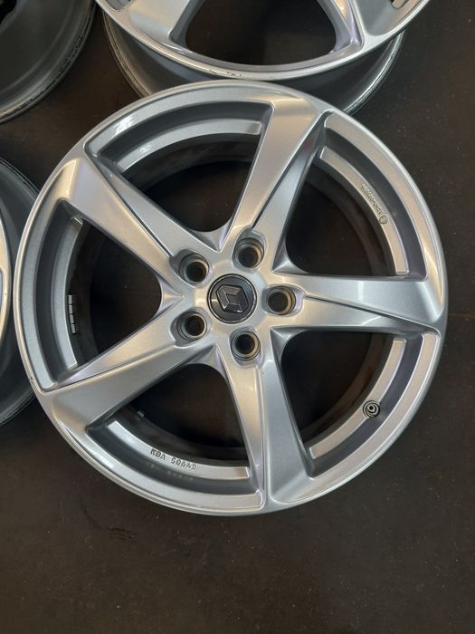 (08) Felgi 18" 5x114,3 ET 46 7,5j - Renault