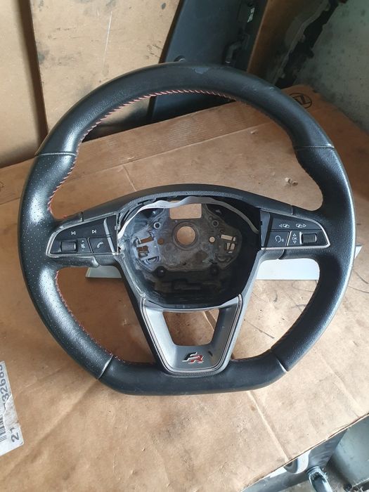 Volante Seat Leon 5F  FR