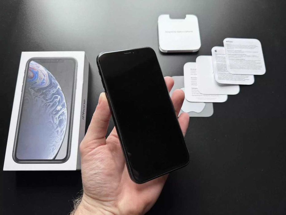 iPhone XR 100% батарея