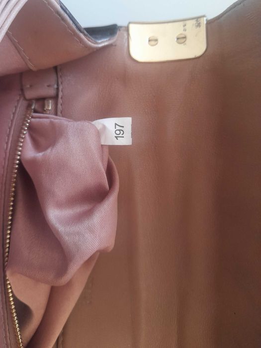 Mala Miu Miu muito bom