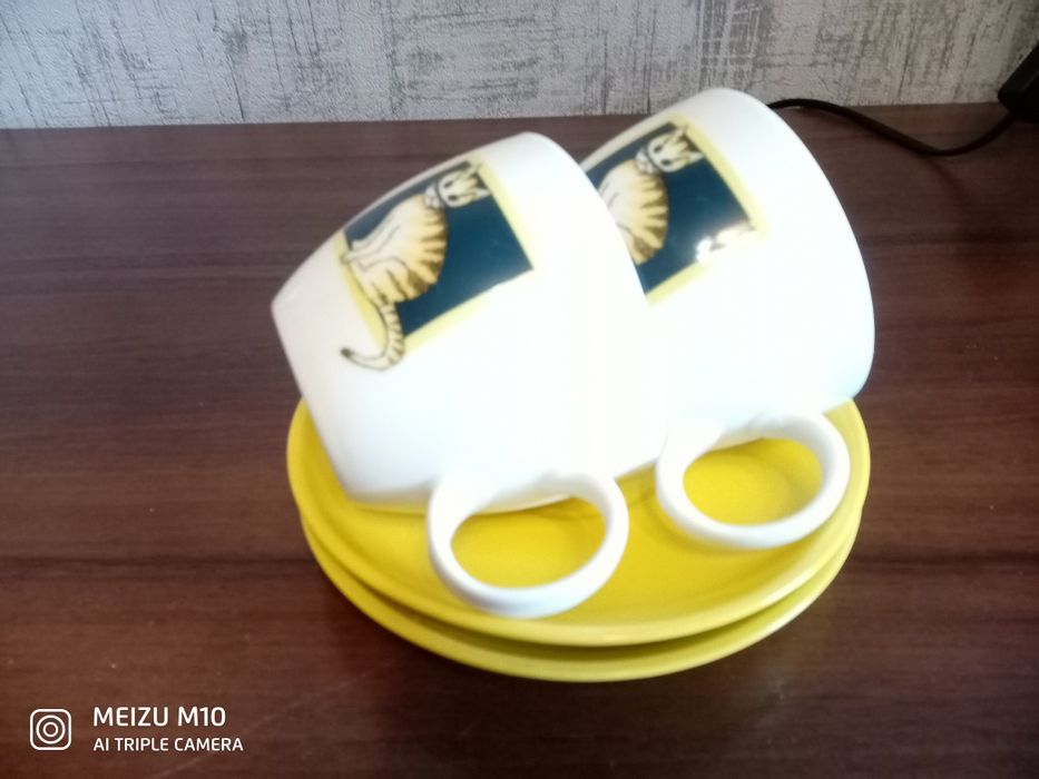 Чайна/кавова пара з котиками(2чашки  та 2блюдця).
