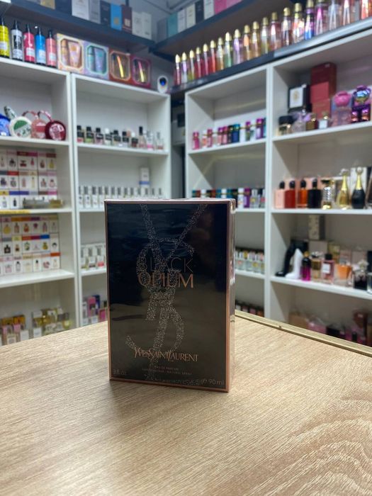 Black Opium Yves Saint Laurent 90 ml.