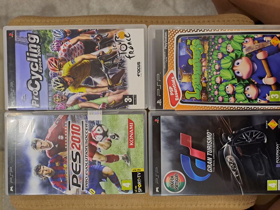 PES 2010 / Cycling / Gran Turismo / Lemmings - PSP