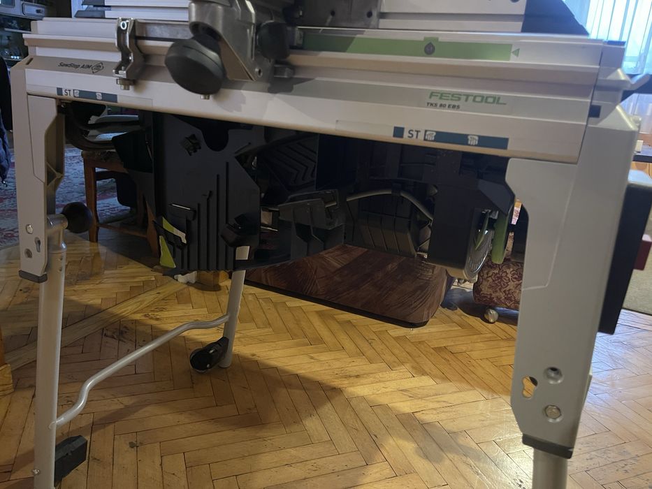 Festool TKS 80 EBS, pilarka stołowa.
