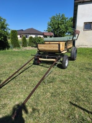Wagonetka lub bryczka do kuca