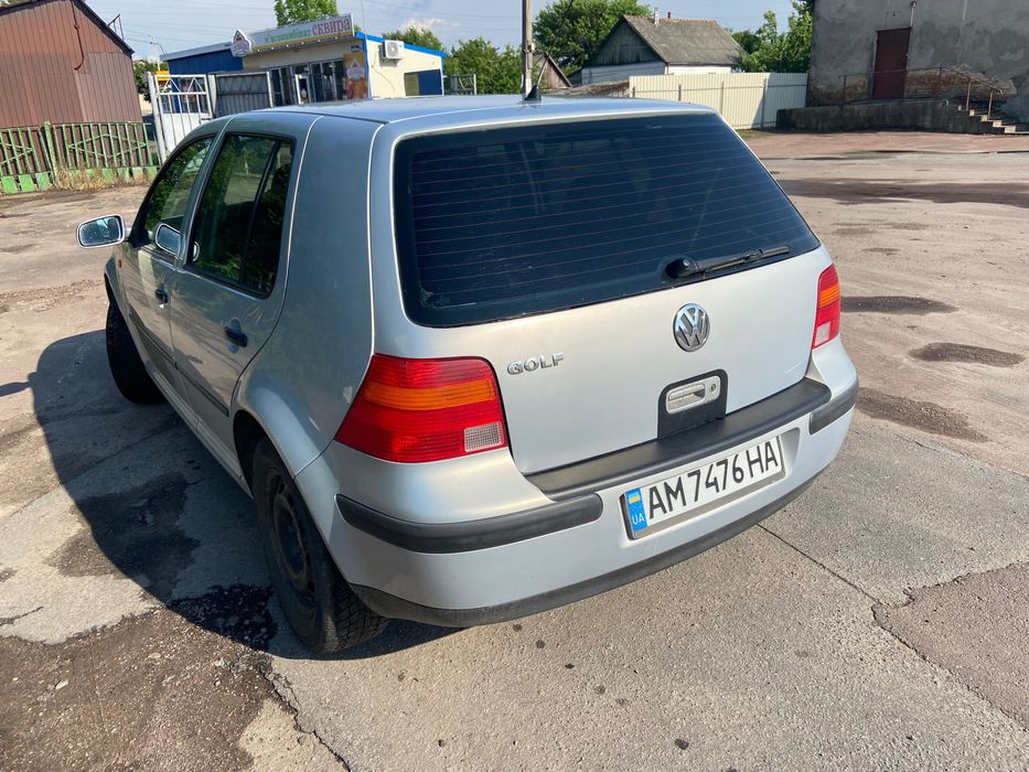 Volkswagen Golf 4