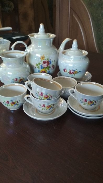 Кофейний фарфоровый сервиз