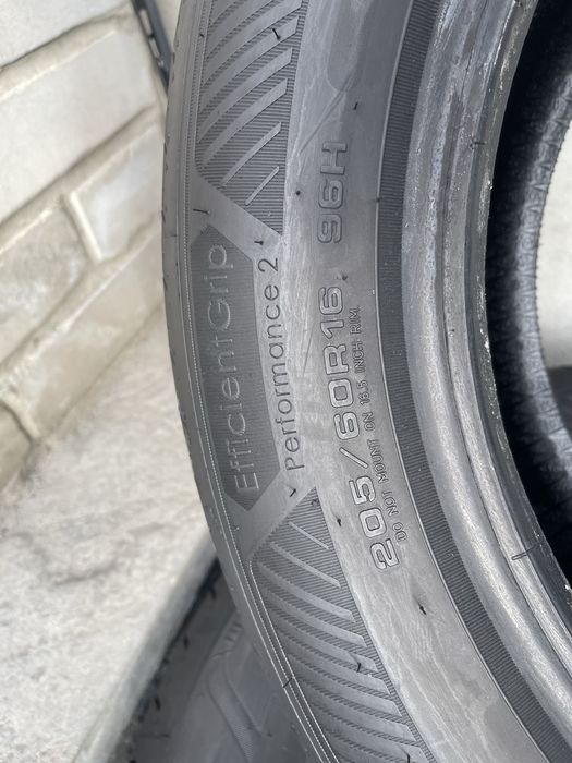 Резина Нова Goodyear 205/60R16