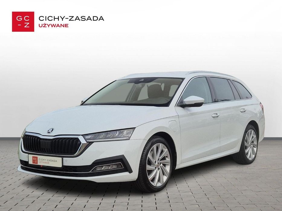 Skoda Octavia 1.4iV PHEV 204KM Style DSG Kessy Virtual Podgrz.szyba/fotele ASO FV23%