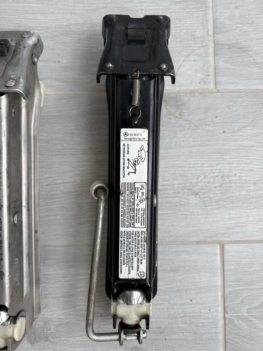 Домкрат оригінал vw  audi skoda seat mercedes kia hyundai tucson