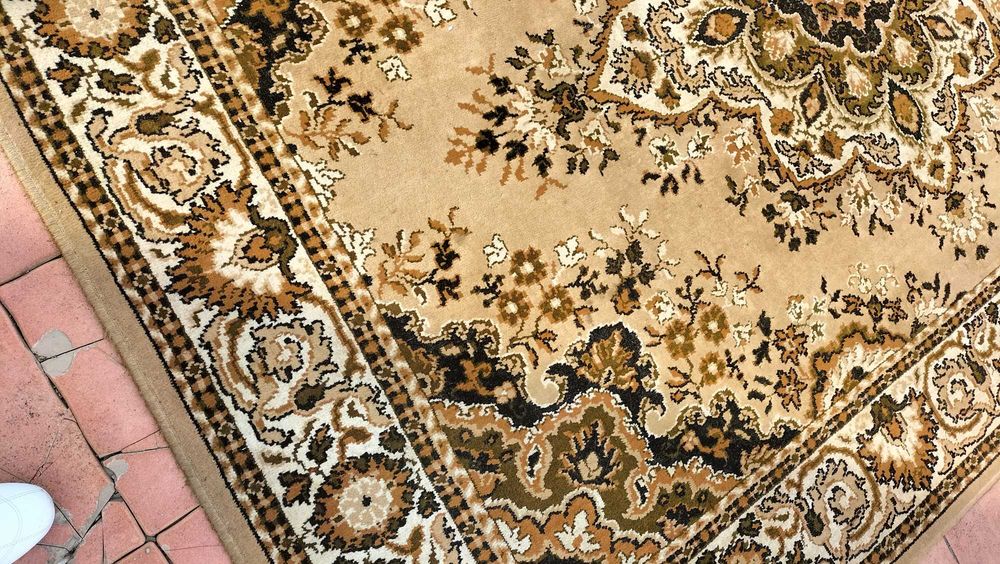 Carpete Tapete 190x270 cm. - Bom estado geral - Tapete grande de sala.