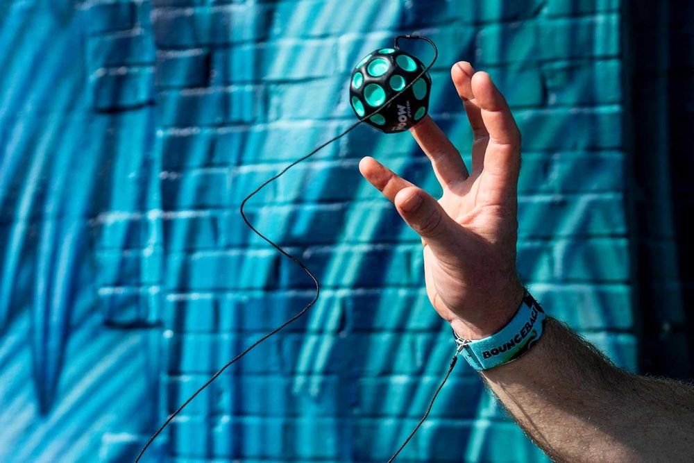 Оригінал Moon Ball Waboba Bounceback Returning Гравіті бол на резинці