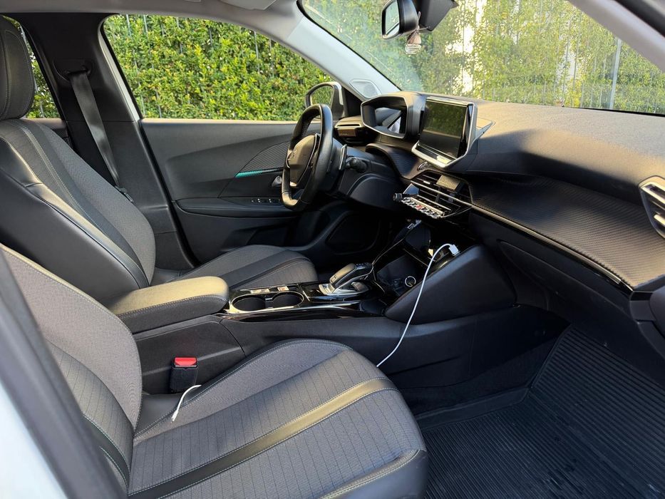 PEUGEOT 2008 1.5 BlueHDi