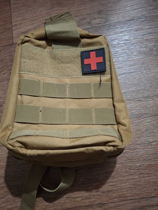 Аптечка військова,нова