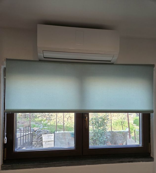 Translucent Roller Blind446393274660956164