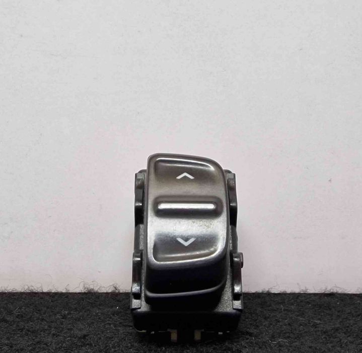 Comando / Botão / Interruptor Vidros Frente Direito DACIA SANDERO II ano 2013