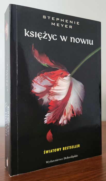 Zmierzch, Księżyc w nowiu - Stephenie Meyer. Dwie książki