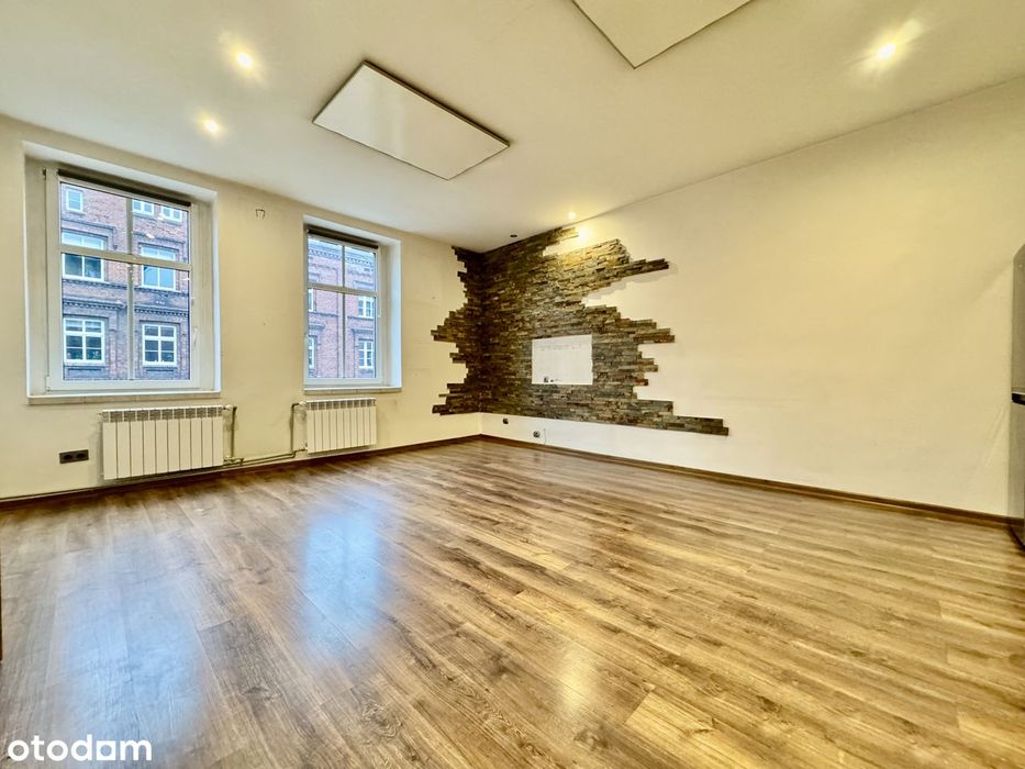 Przestronne dwupokojowe do odświeżenia z miejskim CO *BEZPOŚREDNIO*