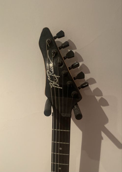 Guitarra BC Rich c/ EMG