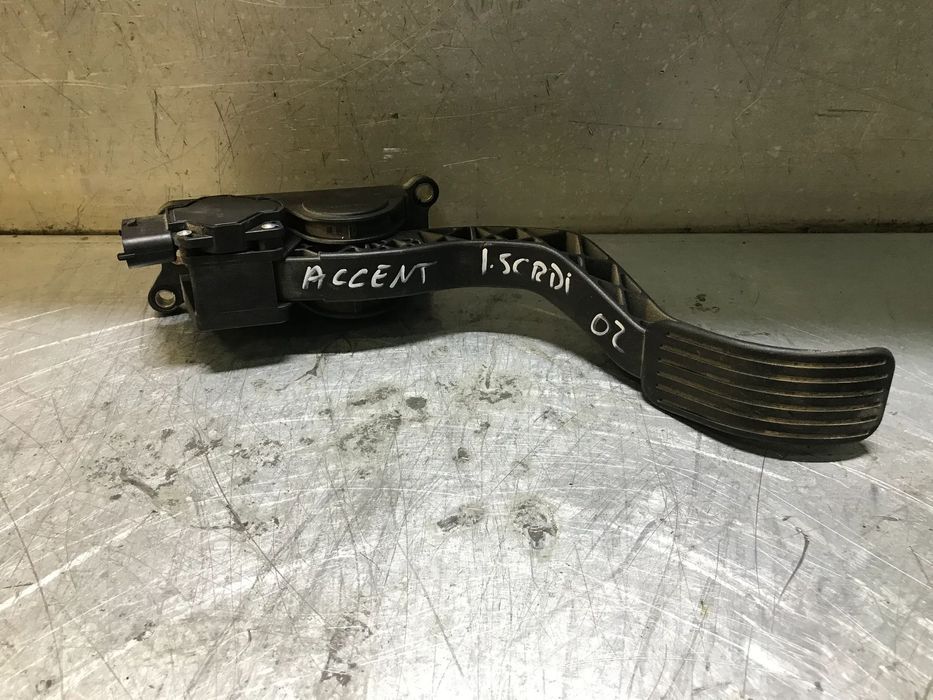 PEDAL ACELERADOR HYUNDAI ACCENT II 1.5CRDI 0281002546