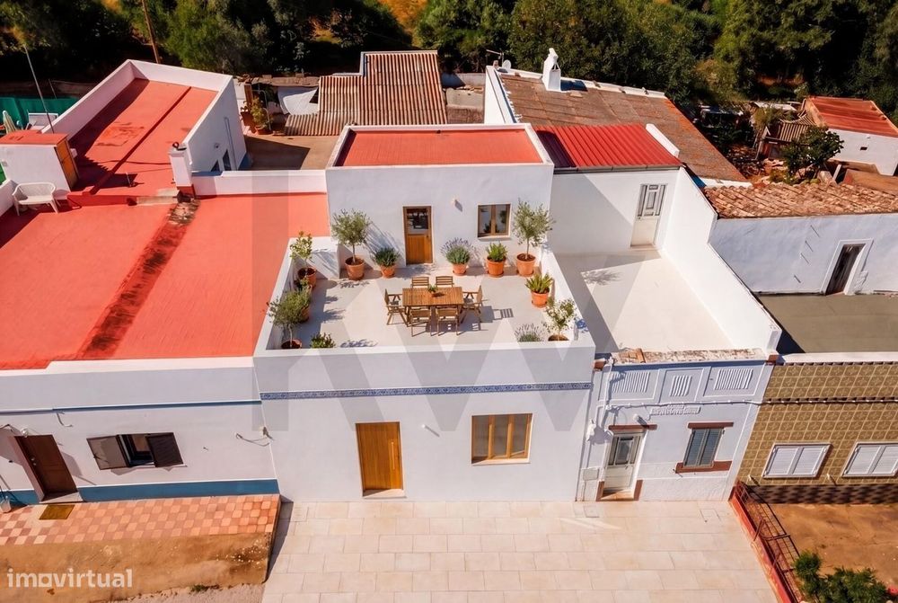 Moradia para Reabilitação - Moncarapacho e Fuseta - Algarve