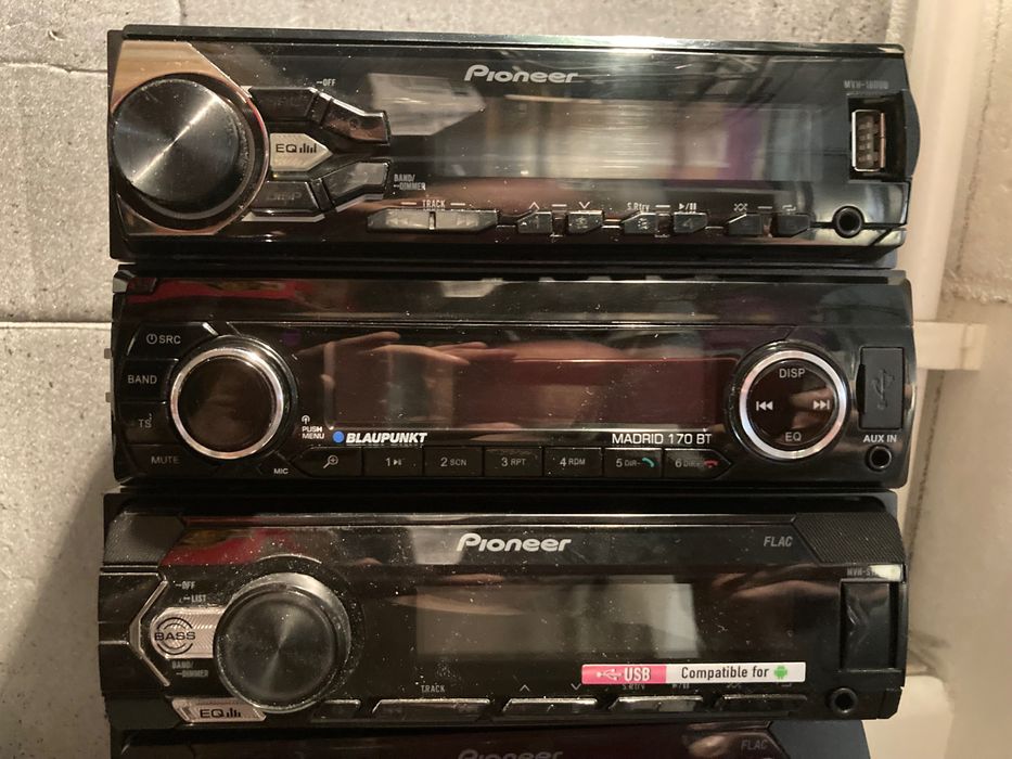 radio samochodowe z CD/usb Pioneer Kenwood JVC itp.