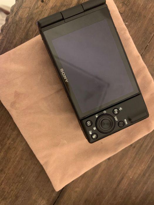 ZV-1F Camera NEW with Tripod64729509716737122