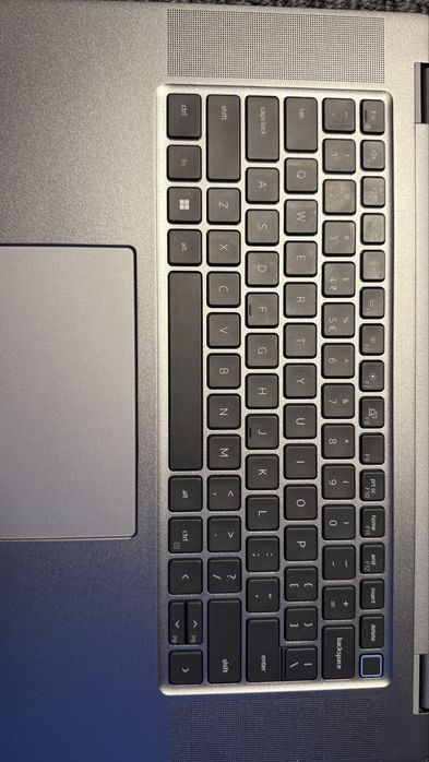 Dell Latitude 7640 | i7-1365U | 32 GB RAM | 1 TB SSD