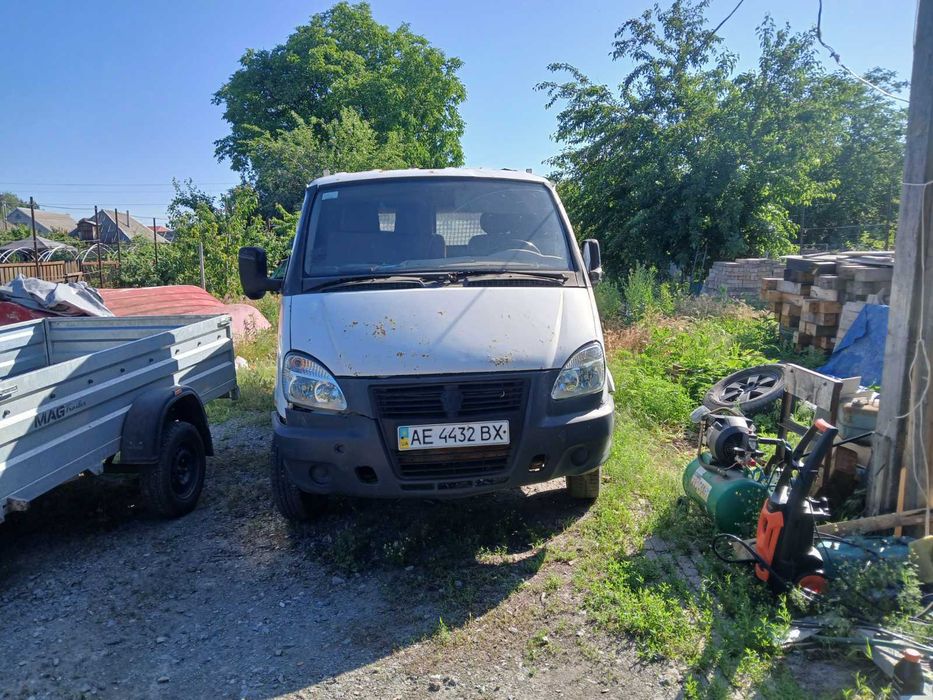 Продам газель бортовую