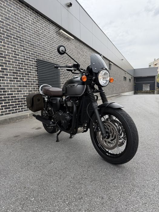 2022 Triumph Bonneville T120 Black Edition
