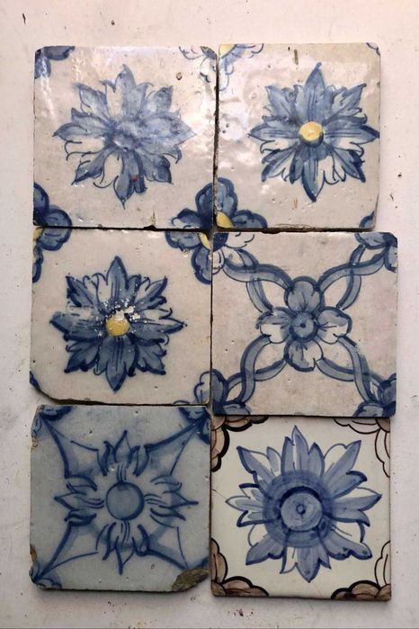 6 Azulejos Século XVIII , 6 Sant’Anna e 1 Viúva Lamego