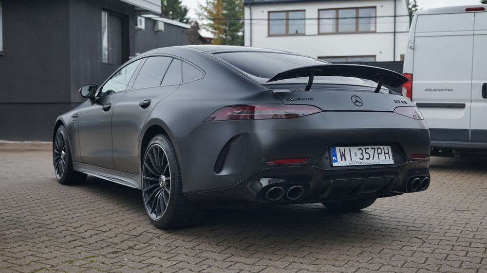 Mercedes-AMG GT53