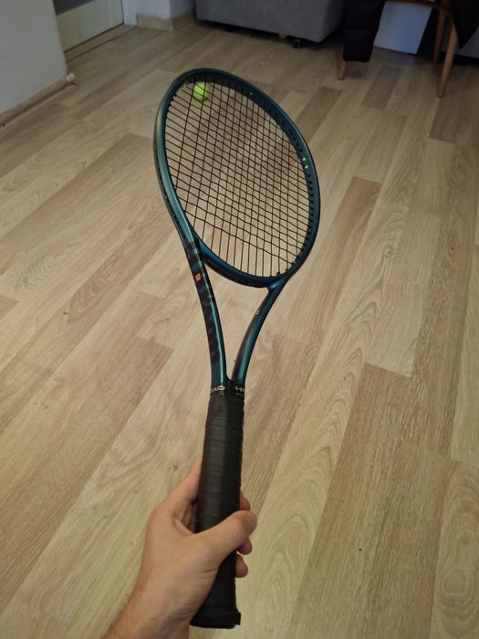 Rakieta Wilson Blade 98 V9