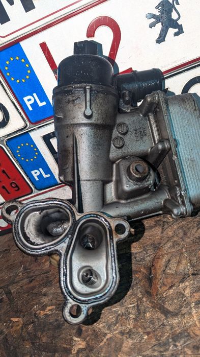 Корпус масляного фільтра теплообмінник renault 2.0 DCI