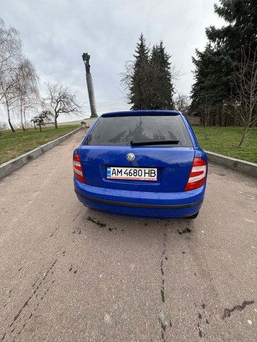Продам авто Skoda Fabia 1.4