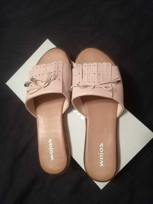 Klapki skórzane Wojas 40