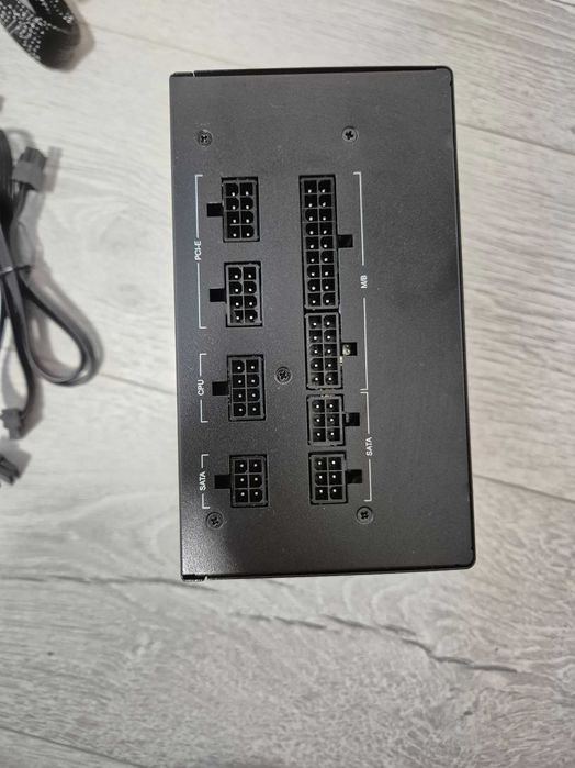 якісний блок живлення 750W Chieftec POLARIS GOLD як новий. Trade-in